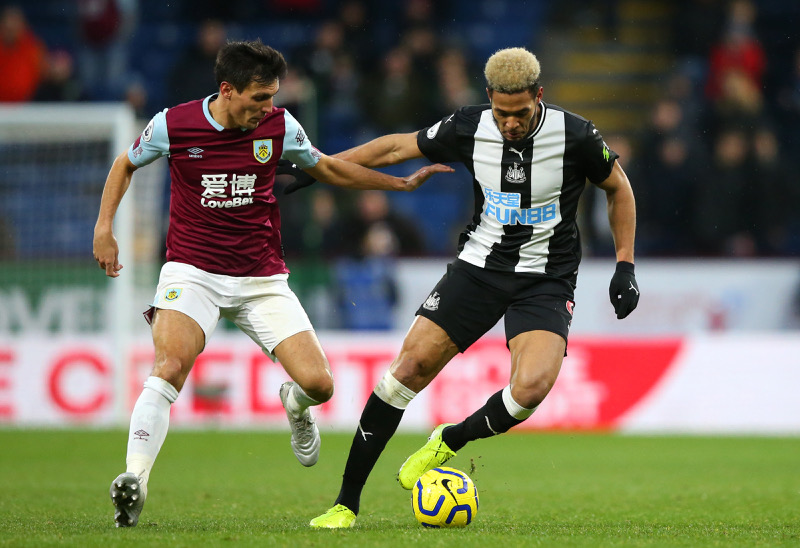 Newcastle vs Burnley đều đang cùng chung cảnh ngộ