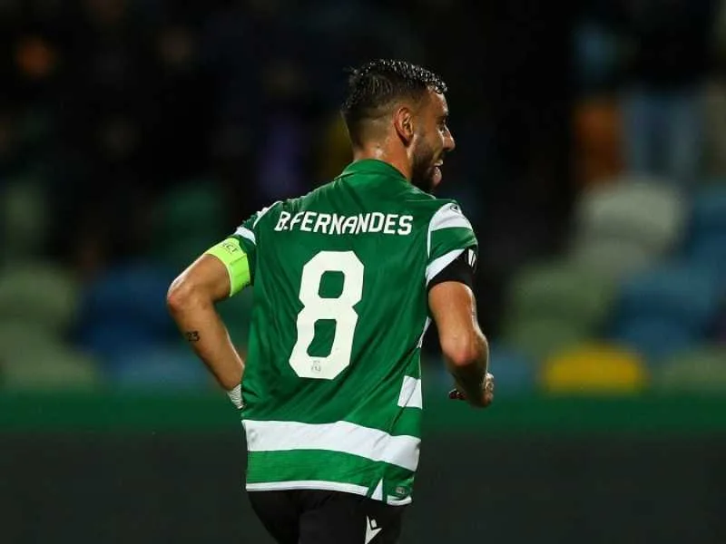 Bruno Fernandes từ bỏ chiếc áo số 18 quen thuộc